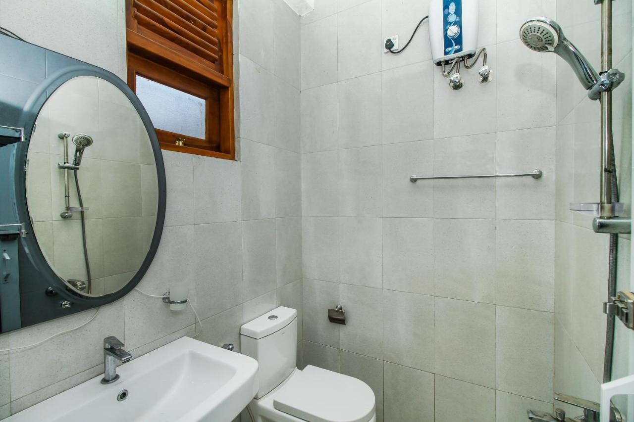 Hotel Oyo 473 Victoria Palace Lk Kolombo