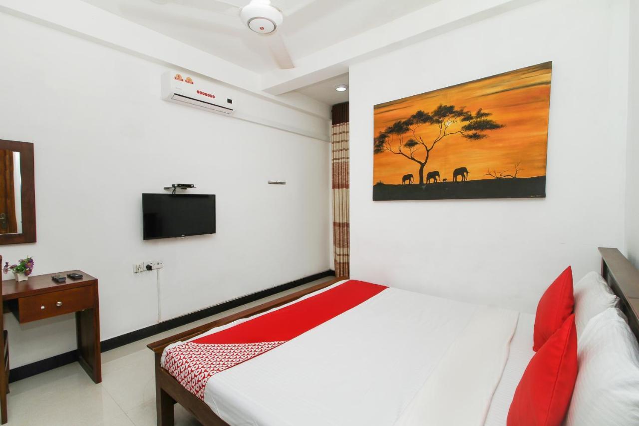 Hotel Oyo 473 Victoria Palace Lk *